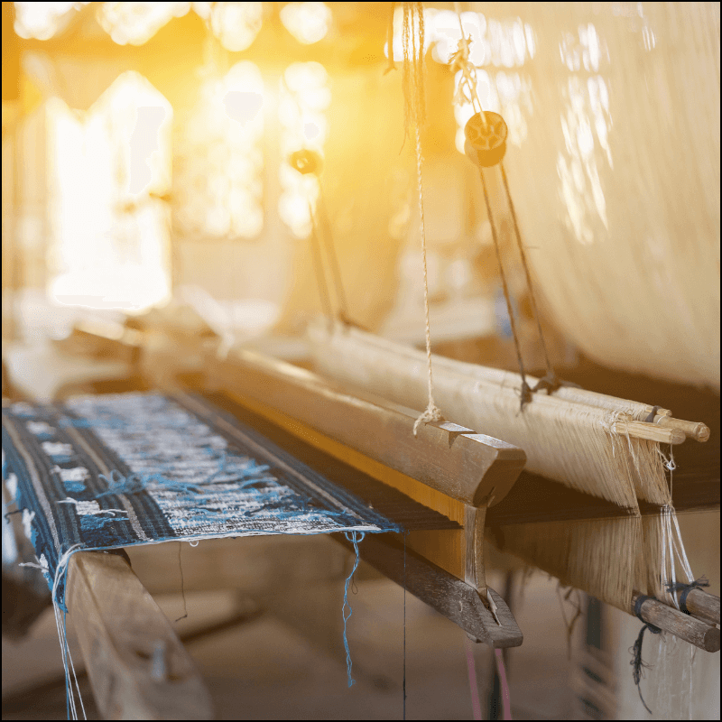 what are woven fabrics